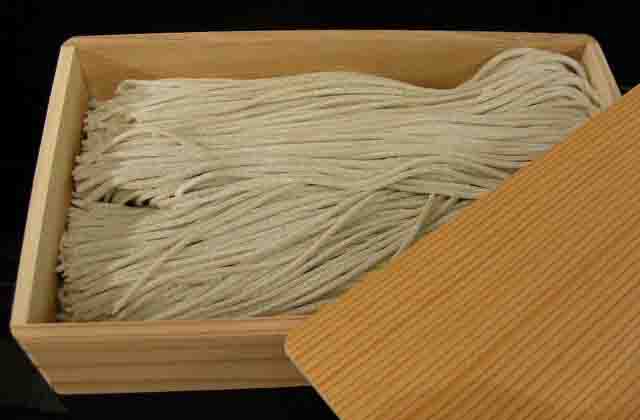 03s_finishednoodles_640420.jpg